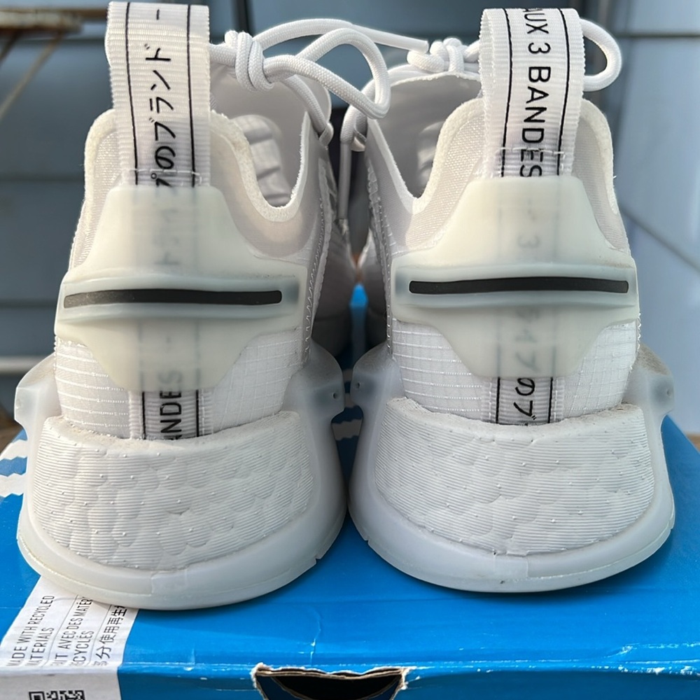 NMD - Picture 6 of 8